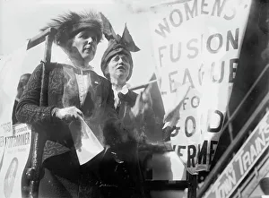 Mrs. J.B. Harriman [and] Mrs. C.D. Gibson, 1913. Creator: Bain News Service