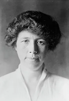 Vote Prints: Mrs. Josephine Bennett, 1917. Creator: Harris & Ewing