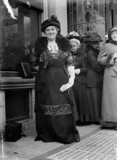 Mrs. Josephus Daniels - Mrs. Woodrow Wilson First Breakfast, 1913. Creator: Harris & Ewing. Mrs. Josephus Daniels - Mrs. Woodrow Wilson First Breakfast, 1913. Creator: Harris & Ewing