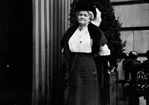 Suffragettes Prints: Mrs. J.S. Crosby, (1912?). Creator: Bain News Service