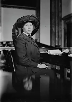 Rogers Prints: Mrs. Lorlys E. Rogers, between c1915 and c1920. Creator: Bain News Service