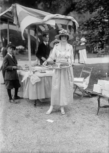 Fundraising Prints: Mrs. MacNeal Swasy, 1918. Creator: Bain News Service