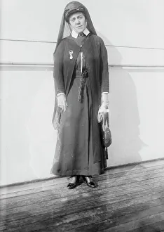Transatlantic Prints: Mrs. M.W. Barton French, between c1910 and c1920. Creator: Bain News Service