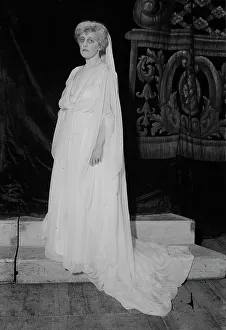 Tableau Prints: Mrs. Oliver Harriman, 1917. Creator: Bain News Service