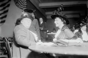 Headdresses Prints: Mrs. R.H. Passman and Mrs. Slade, between c1910 and c1915. Creator: Bain News Service
