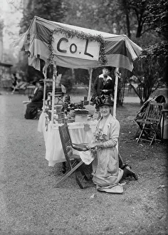 Cheerful Prints: Mrs. Robt. Sylvester, between c1915 and c1920. Creator: Bain News Service