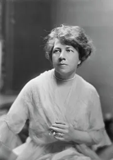 Mrs. S.M. Hilton, portrait photograph, 1917 Nov. 16. Creator: Arnold Genthe