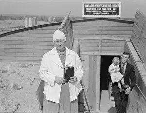 Basement Collection: Mrs. Wardlow after church services, Dead Ox Flat, Malheur County, Oregon, 1939