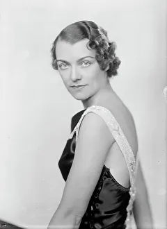 Marcel Wave Prints: Mrs W.C. Bullock, Portrait, 1933