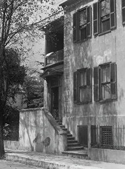 Multi-story house, [William Rhett house, 54 Hasell Street], Charleston, South Carolina, c1920-1926. Creator: Arnold Genthe