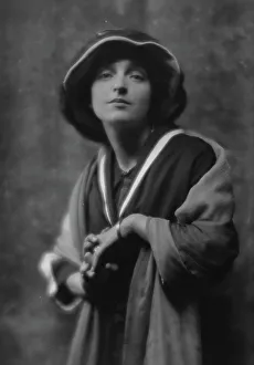 Musical Prints: Namara-Toye, Mme. portrait photograph, 1912. Creator: Arnold Genthe