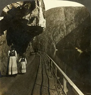Narrow rock-shelf where the road to Voring Falls past Lake Oifjords deep waters