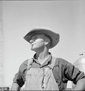 Pay Day Prints: Nebraska farmer come to pick peas