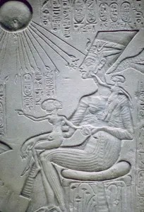 Nofretete Prints: Nefertiti and two of her daughters