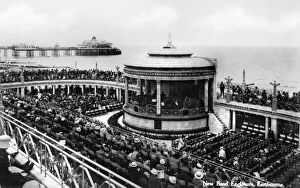 Bandstand Collection: The new band enclosure, Eastbourne, East Sussex, early 20th century