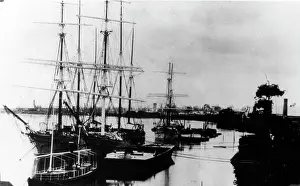 British Colony Prints: New Farm looking along the Brisbane River, c1883. Creator: Unknown