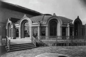 Roof Garden Prints: The New Theatre, N.Y.C.: Roof garden and terrace, c1909. Creator: Unknown