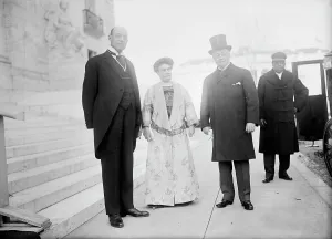 New Years Breakfasts, Pan American Union - John Barrett; Mrs. Knox; Secretary Knox, 1913. Creator: Harris & Ewing. New Years Breakfasts, Pan American Union - John Barrett; Mrs. Knox; Secretary Knox, 1913. Creator: Harris & Ewing
