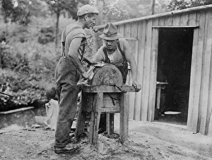 Aotearoan Prints: New Zealand foresters in France, between c1915 and c1920. Creator: Bain News Service