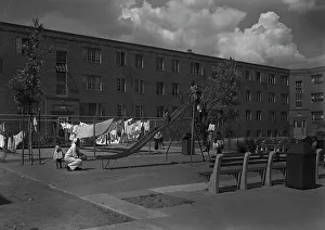 Clothes Line Prints: Newark Housing Authority, 57 Sussex Ave