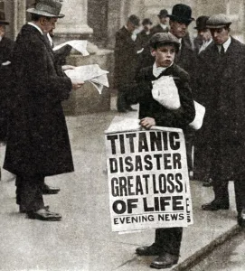 Newspaper boy with news of the Titanic disaster, 14 April 1912 Newspaper boy with news of the Titanic disaster, 14 April 1912