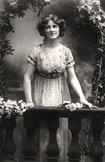 Nina Prints: Nina Sevening, actress, 1900s. Artist: Dover Street Studios
