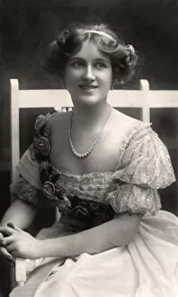 Dover Street Studios Gallery: Nina Sevening, British actress, early 20th century.Artist: Dover Street Studios
