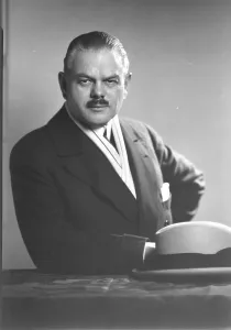 Norris, Charles G. Mr. portrait photograph, between 1926 and 1930. Creator: Arnold Genthe