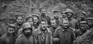 Notre attaque du 16 avril 1917; Prisonniers dans un boyau, au Godat, a l'Ouest de Reims... 1917. Creator: Unknown