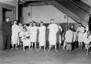 N.Y. City lodging house - after the bath, 1914. Creator: Bain News Service
