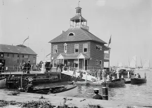 Yacht Club Prints: N.Y. Yacht Club Landing - Newport, between c1910 and c1915. Creator: Bain News Service
