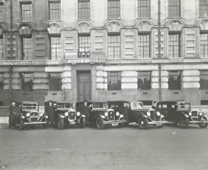 Office Building Collection: Official London County Council cars and chauffeurs, County Hall, London, 1935