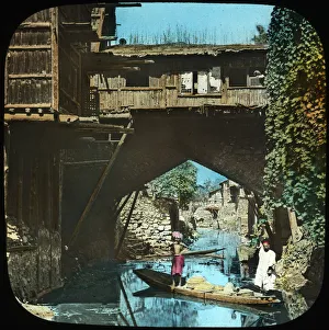 Srinagar Prints: Old bridge, Srinagar, Kashmir, India, late 19th or early 20th century