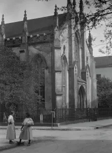 Nitrate Negatives Prints: Old Huguenot church, 136 Church Street