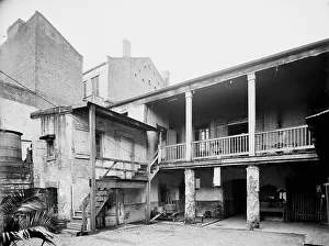 Southern Prints: Old Spanish courtyard, New Orleans, Louisiana, between 1900 and 1910. Creator: Unknown