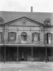 Convent Prints: Old Ursuline convent, New Orleans, between 1920 and 1926. Creator: Arnold Genthe
