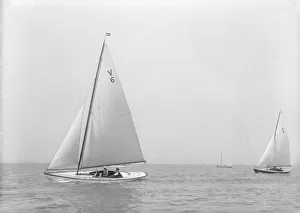 The One-Design Solent Sunbeams Dunn and Clary racing, 1925