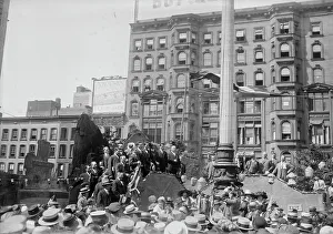 Nypl Prints: Opera Chorus at Italian festa, 1918. Creator: Bain News Service