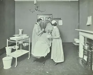 Operation Room, Woolwich School Treatment Centre, London, 1914. Artist: Unknown Operation Room, Woolwich School Treatment Centre, London, 1914. Artist: Unknown