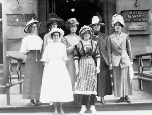 Suffragists Prints: Oregon girls in N. Y. c1912. Creator: Bain News Service