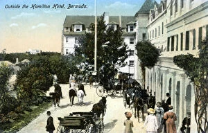 Images Dated 7th March 2008: Outside the Hamilton Hotel, Bermuda, c1900s