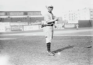 Fielder Prints: Owen Wilson, Pittsburgh, NL (baseball), 1911. Creator: Bain News Service