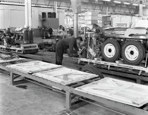 Packing Prints: Packing section, International Harvester tractor factory, Doncaster, South Yorkshire 1966