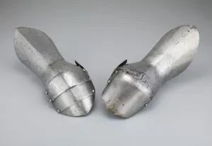 Pair of Mitten Gauntlets, Italy, c. 1480 and 19th century in 15th century style Pair of Mitten Gauntlets, Italy, c. 1480 and 19th century in 15th century style