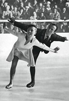 Winning Gallery: Pairs figure skating, Winter Olympic Games, Garmisch-Partenkirchen, Germany, 1936