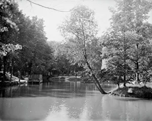 Palmer Park Prints: Palmer Park, Detroit, Mich. between 1900 and 1920. Creator: Unknown