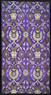 Crowns Prints: Panel (Furnishing Fabric), Scotland, 1885 / 90. Creator: Alexander Morton & Co