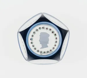 Paperweight, France, Mid 19th century. Creator: Saint-Louis Glassworks