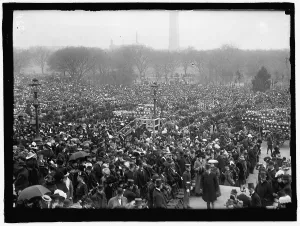 Memorial Service Prints: Parade, between 1909 and 1914. Creator: Harris & Ewing