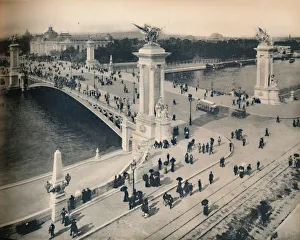 Isaac Georges Levy Prints: Paris. - Le Pont Alexandre III. - LL, c1910. Creator: Unknown